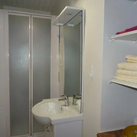 Mahe Appartement *